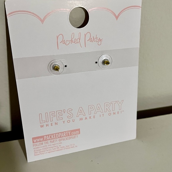 Pink Bow Earrings - Picture 3 of 4